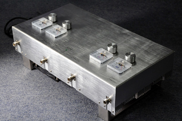 1 2g 5 8ghz High Frequency Jammer 120w Mobile Microwave Signal