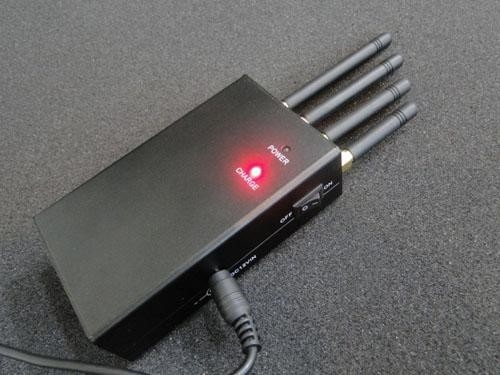 4 Antenna Handheld Signal Jammer , High Power Mobile Phone Jammers For Cars